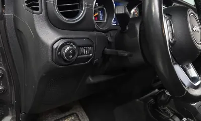 Jeep Wrangler 2021, 94265 км, за 22921.13 USD - фото 17