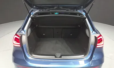 Mercedes-Benz A-Class 2023, 23824 км, за 28599.36 USD - фото 20