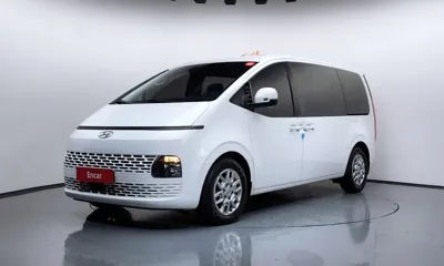 Hyundai Staria · 2023 год