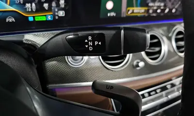 Mercedes-Benz E-Class 2021, 120609 км, за 31508.47 USD - фото 9