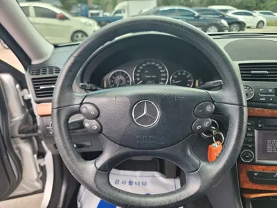 Mercedes-Benz E-Class 2009, 108218 км, за 4933.77 USD - фото 16