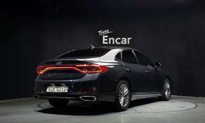 Hyundai Grandeur 2018, 101461 км, за 8652.1 USD
