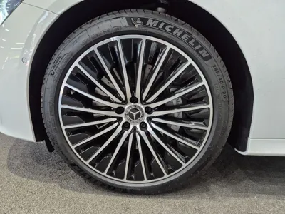 Mercedes-Benz E-Class 2025, 1187 км, за 60814.43 USD