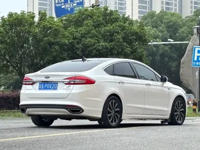 Ford Mondeo 2017, 85000 км, за 5811.5 USD