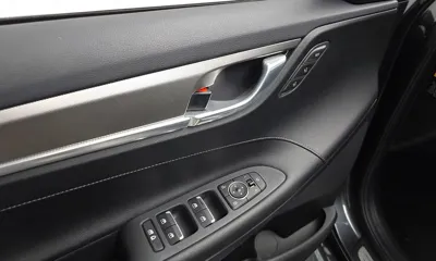 Hyundai Grandeur 2020, 34551 км, за 16256.84 USD - фото 31