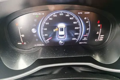 Geely Auto Emgrand X7 Sport 2018, 67100 км, за 7197 USD - фото 14