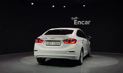 ChevroletGMDaewoo Cruze 2017, 117523 км, за 4228.47 USD