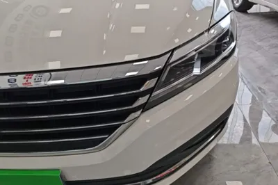 Volkswagen Lavida 2022, 17800 км, за 11607 USD