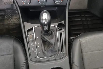 Volkswagen Lavida 2022, 17800 км, за 11607 USD - фото 11