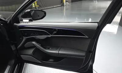 Audi A8 2021, 51107 км, за 36982.37 USD - фото 24