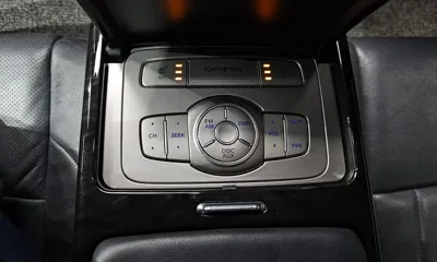 Hyundai Genesis 2012, 198214 км, за 2161.06 USD - фото 19