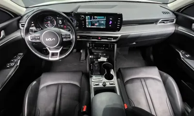 Kia K5 2023, 88326 км, за 13586.42 USD - фото 7