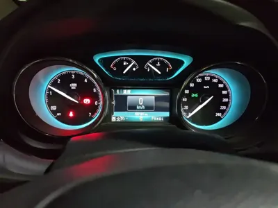 Buick Envision Plus 2015, 107200 км, за 8737.41 USD