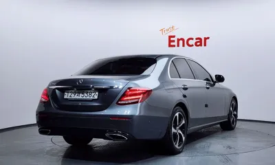Mercedes-Benz E-Class 2020, 108317 км, за 13907.27 USD