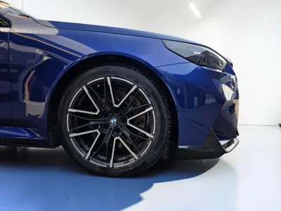 BMW M5 2025, 13000 км, за 97347.69 USD