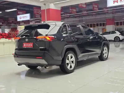 Toyota RAV4 2022, 46900 км, за 14243.4 USD - фото 10