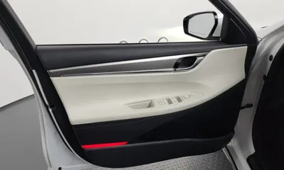 Hyundai Grandeur 2022, 74352 км, за 18773.8 USD - фото 24