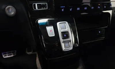 Hyundai Staria 2024, 102732 км, за 21747.77 USD - фото 9