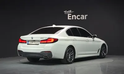 BMW 5-Series 2021, 67975 км, за 24572.57 USD