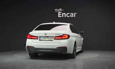 BMW 5-Series 2021, 67975 км, за 24572.57 USD