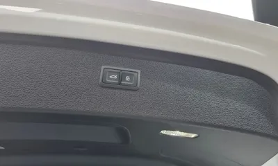 Audi Q5 2021, 37213 км, за 26184.85 USD - фото 31