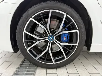 BMW 5-Series 2022, 57317 км, за 23303.14 USD