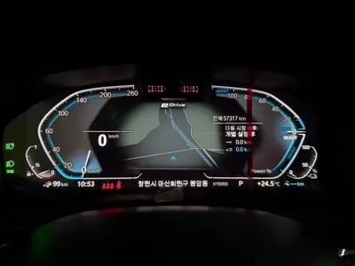 BMW 5-Series 2022, 57317 км, за 23303.14 USD - фото 8