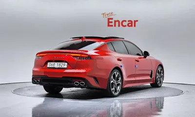 Kia Stinger 2019, 67986 км, за 10852.41 USD