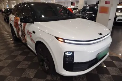 Li Auto L6 2024, 42700 км, за 27764 USD