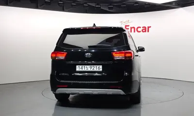Kia Canival 2017, 123759 км, за 6953.64 USD