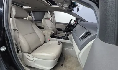 Kia Canival 2017, 123759 км, за 6953.64 USD - фото 10
