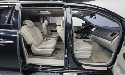 Kia Canival 2017, 123759 км, за 6953.64 USD - фото 19