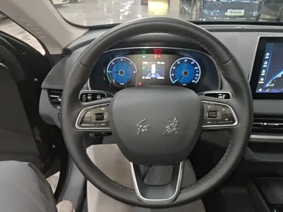 Hongqi Hongqi E-QM5 2024, 12700 км, за 12389.4 USD - фото 11