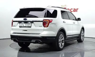 Ford Explorer 2019, 70388 км, за 12406.46 USD