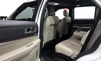 Ford Explorer 2019, 70388 км, за 12406.46 USD - фото 11