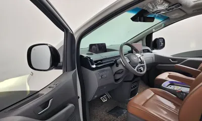 Hyundai Staria 2022, 38883 км, за 24944.2 USD - фото 10