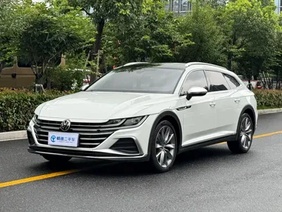 Volkswagen CC · 2022 год