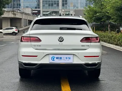 Volkswagen CC 2022, 30000 км, за 18076.98 USD