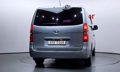 Hyundai Starex 2018, 115420 км, за 6641.92 USD