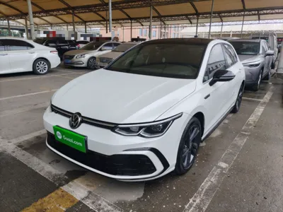 Volkswagen Golf · 2023 год