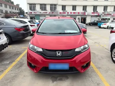 Honda Fit 2014, 88699 км, за 3737.42 USD