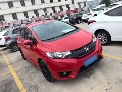 Honda Fit 2014, 88699 км, за 3737.42 USD