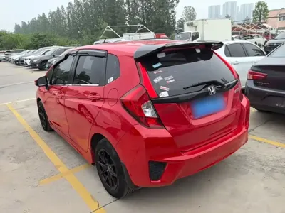 Honda Fit 2014, 88699 км, за 3737.42 USD