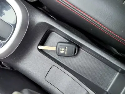 Honda Fit 2014, 88699 км, за 3737.42 USD - фото 9