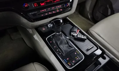 Kia Canival 2015, 133198 км, за 5873.8 USD - фото 9