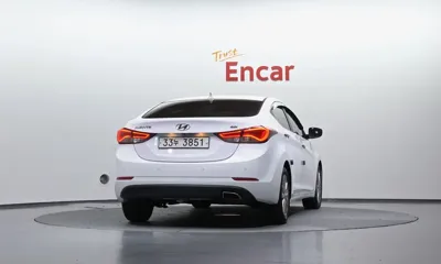 Hyundai Avante 2015, 76725 км, за 4748.9 USD