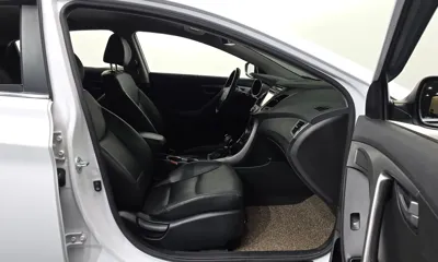 Hyundai Avante 2015, 76725 км, за 4748.9 USD - фото 11