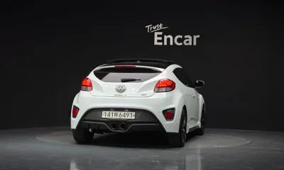 Hyundai Veloster 2016, 125317 км, за 4135.49 USD