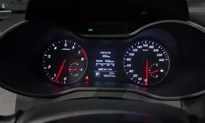Hyundai Veloster 2016, 125317 км, за 4135.49 USD - фото 8