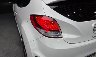 Hyundai Veloster 2016, 125317 км, за 4135.49 USD - фото 23
